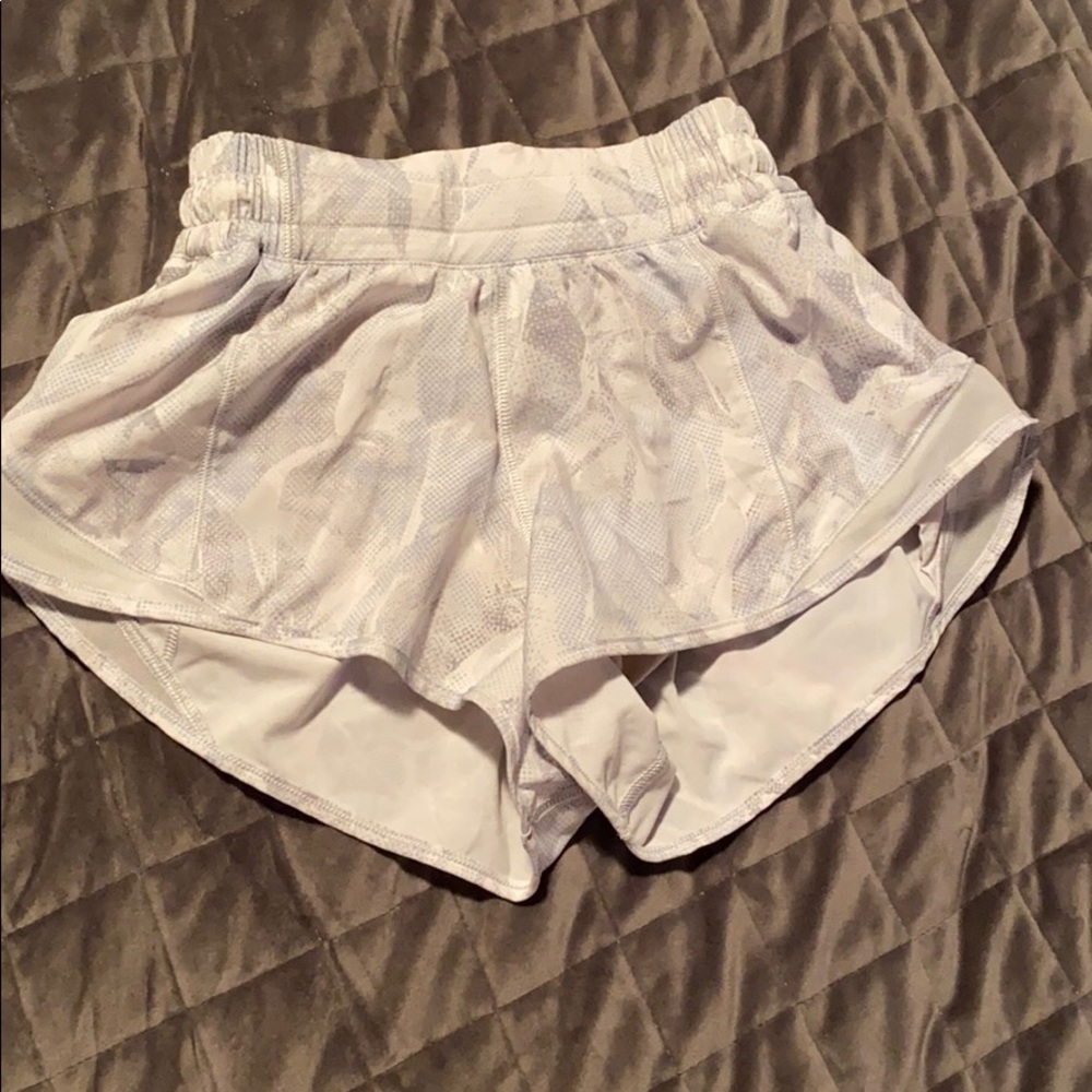 Lululemon shorts size 2